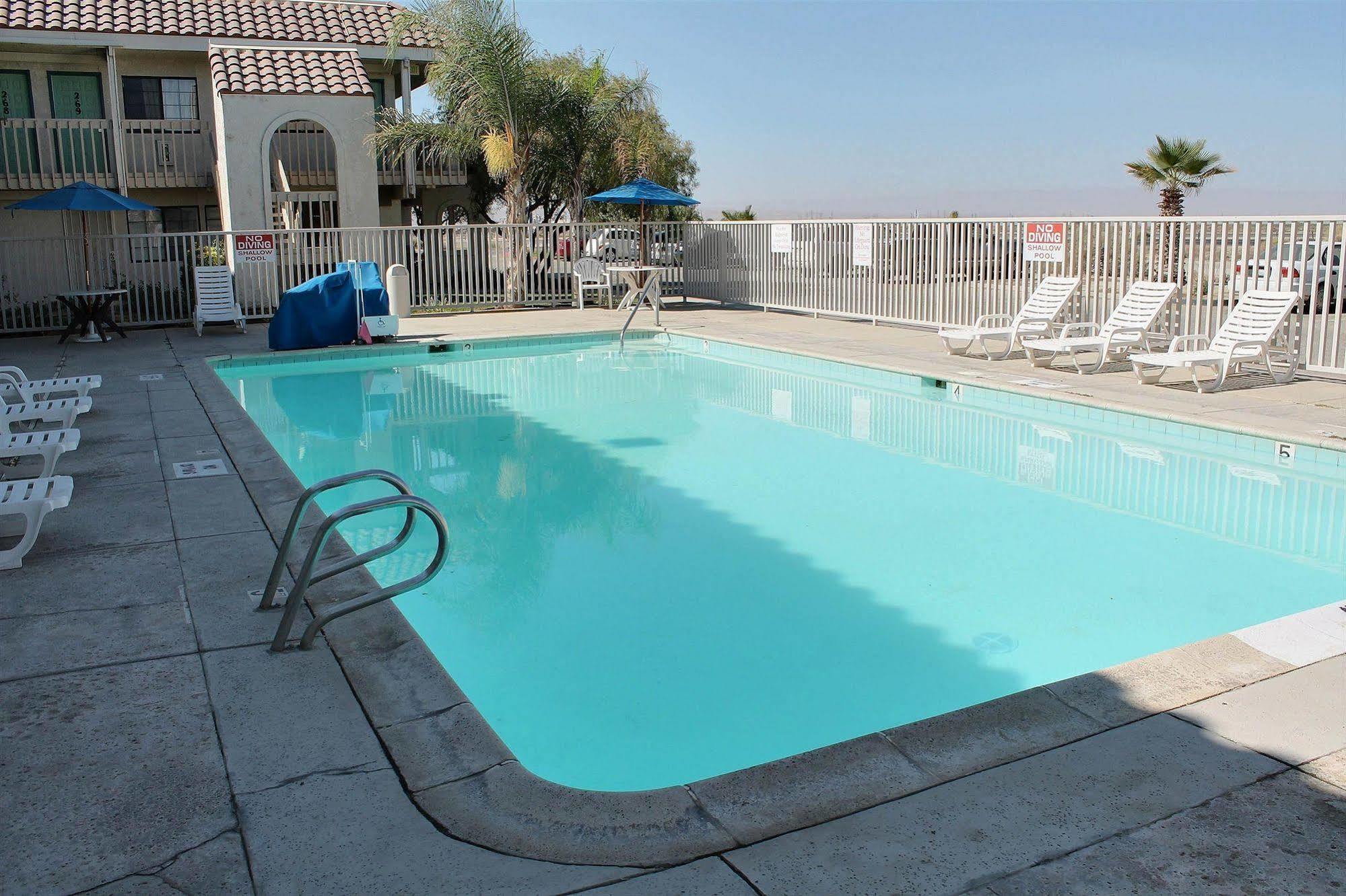 Vagabond Inn Buttonwillow North I-5 Ngoại thất bức ảnh