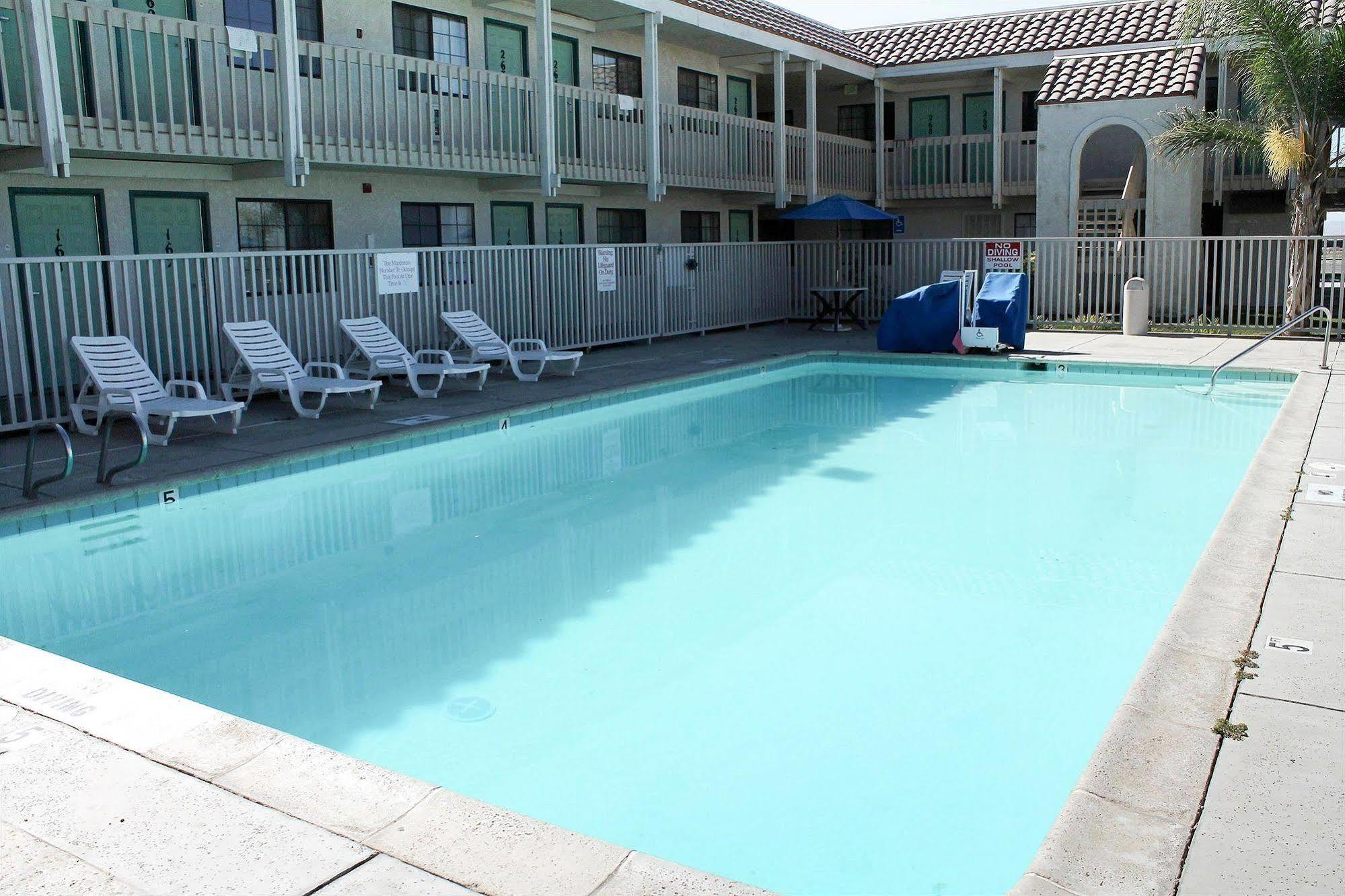 Vagabond Inn Buttonwillow North I-5 Ngoại thất bức ảnh